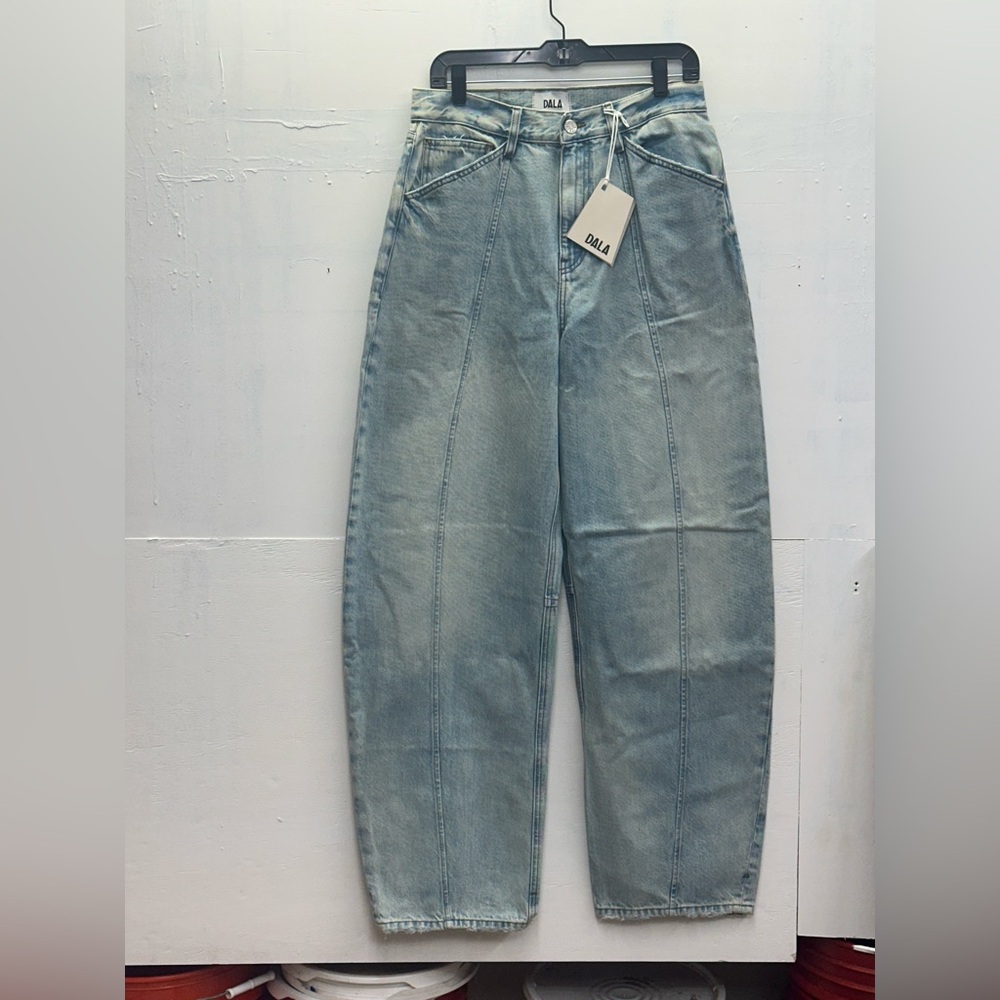 NWT Dala Lido Barrel Jean in Tinted Canyon - Size 28 MSRP $210